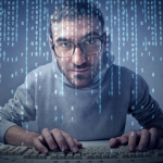 diferença entre hacker e cracker