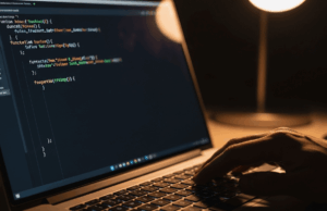 Comment démarrer une carrière dans la technologie même sans expérience Des espaces informatiques plus accessibles